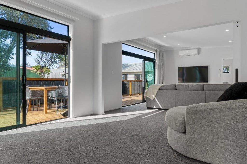 Vila Recline On Leo Waihi Exteriér fotografie